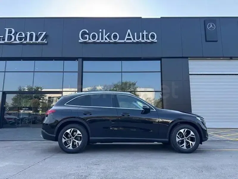 Nuevo Mercedes GLC200 204 CV (150 kW) 2026 Negro SUV