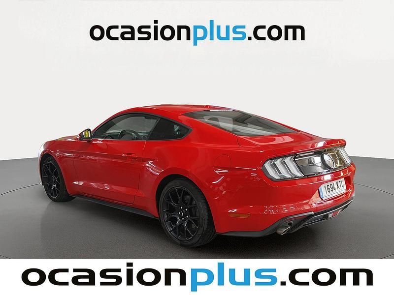 Usado Ford Mustang Fastback 290 CV (213 kW) 2019 Rojo Coupe