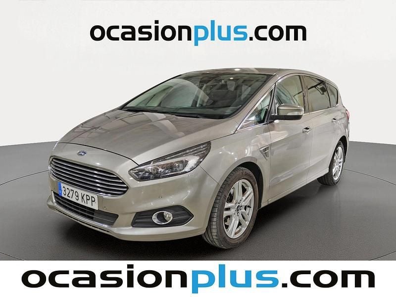 Usado Ford S-MAX Titanium 150 CV (110 kW) 2018 Gris Monovolumen