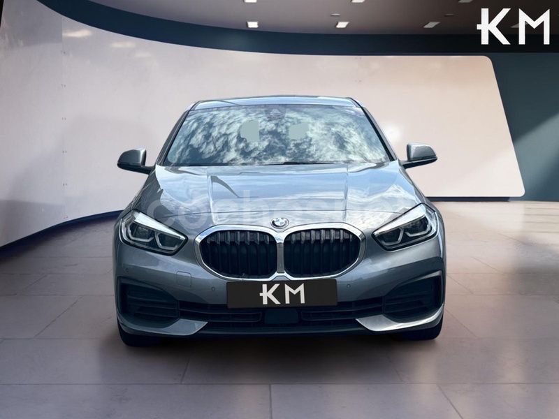 Usado BMW 118 150 CV (110 kW) 2021 Gris / plata Utilitario