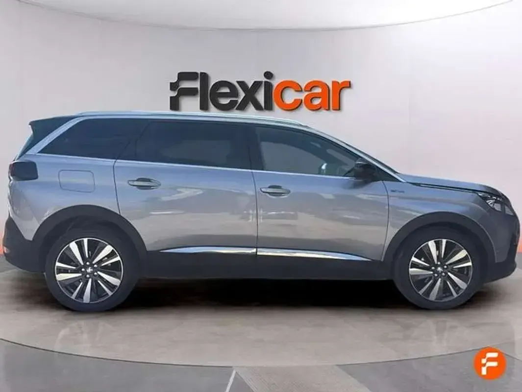 Używany Peugeot 5008 Style 131 KM (96 kW) 2018 Szary SUV