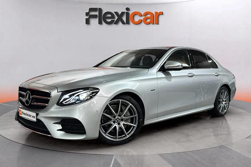 Usado Mercedes E220 194 CV (142 kW) 2020 Gris Berlina