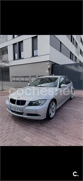 Usado BMW 318 129 HP (94 kW) 2007 Cinzento Sedan