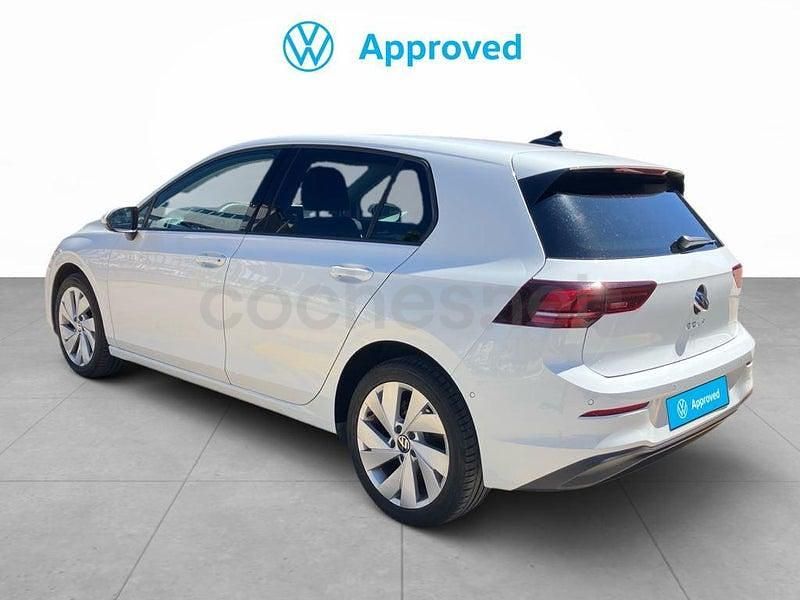 Usado VW Golf VIII 115 CV (84 kW) 2025 Blanco Berlina