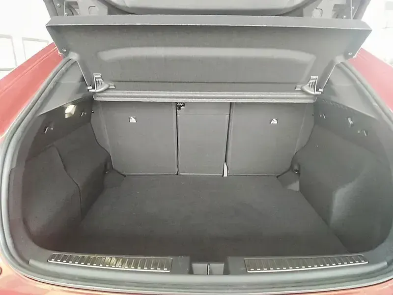 Usado Renault Rafale Esprit Alpine 200 CV (147 kW) 2025 Rojo SUV