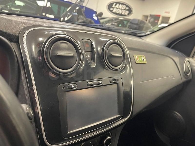 Usado Dacia Sandero Stepway 90 CV (66 kW) 2018 Blanco Berlina