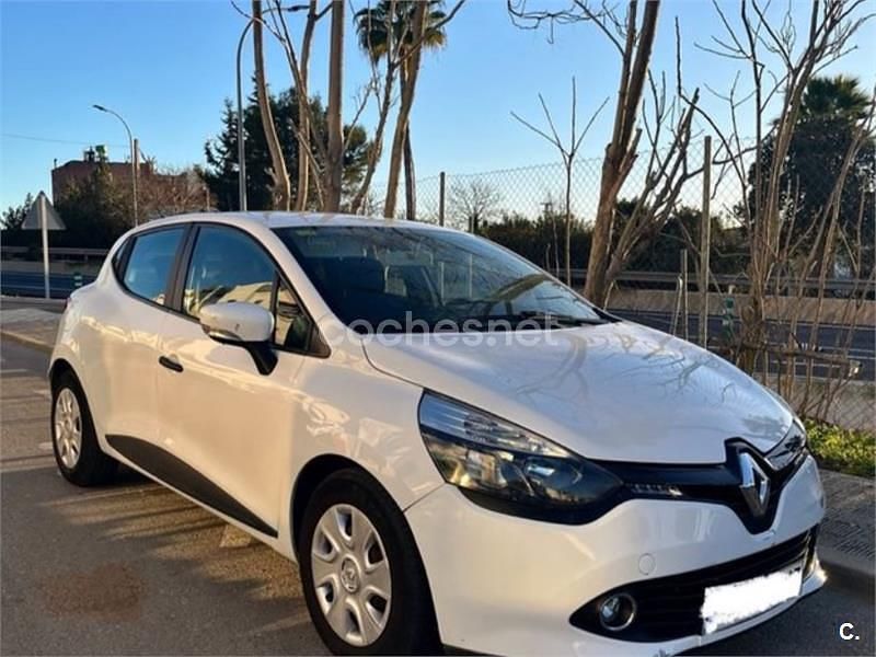 Usado Renault Clio IV Authentique 75 CV (55 kW) 2014 Blanco Berlina