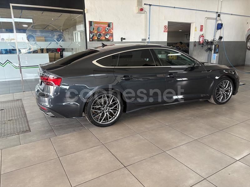 Usado Audi A5 Sportback Advanced Plus 163 CV (119 kW) 2021 Gris / plata Utilitario
