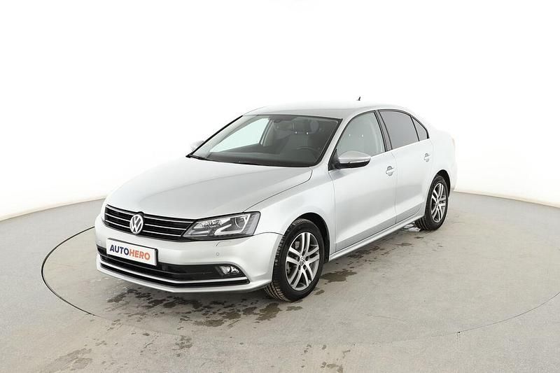Usado VW Jetta Sport 150 CV (110 kW) 2014 Gris Berlina