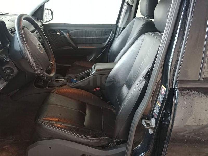 Usado Mercedes ML400 250 CV (183 kW) 2004 Negro SUV