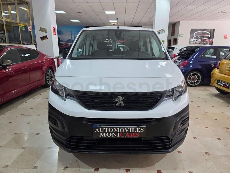 Usado Peugeot Rifter Active 102 CV (75 kW) 2021 Blanco Monovolumen