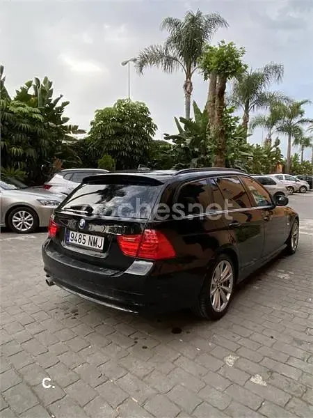 Usado BMW 320 Efficient Dynamics 163 HP (119 kW) 2011 Preto Carrinha