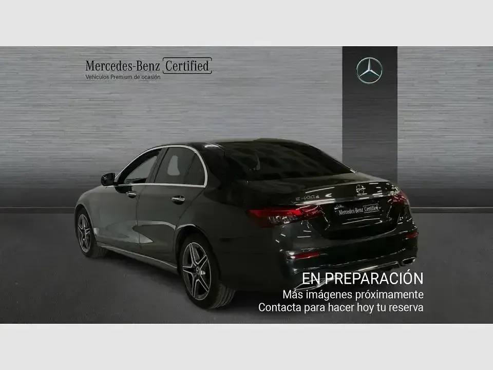 Usado Mercedes E400 330 CV (242 kW) 2022 Gris Berlina