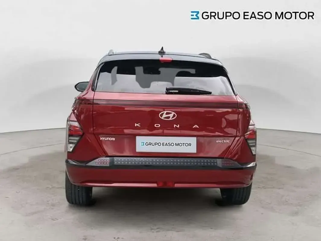 Usado Hyundai Kona Blackline 150 kW (204 CV) 2025 Rojo SUV