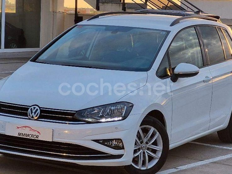 Blanco Usado 2019 VW Golf Sportsvan Advance Monovolumen | 17.900 € (Precio justo) - Imagen 1/4