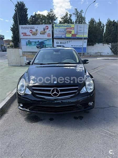 Usado Mercedes R320 224 CV (164 kW) 2008 Negro Monovolumen