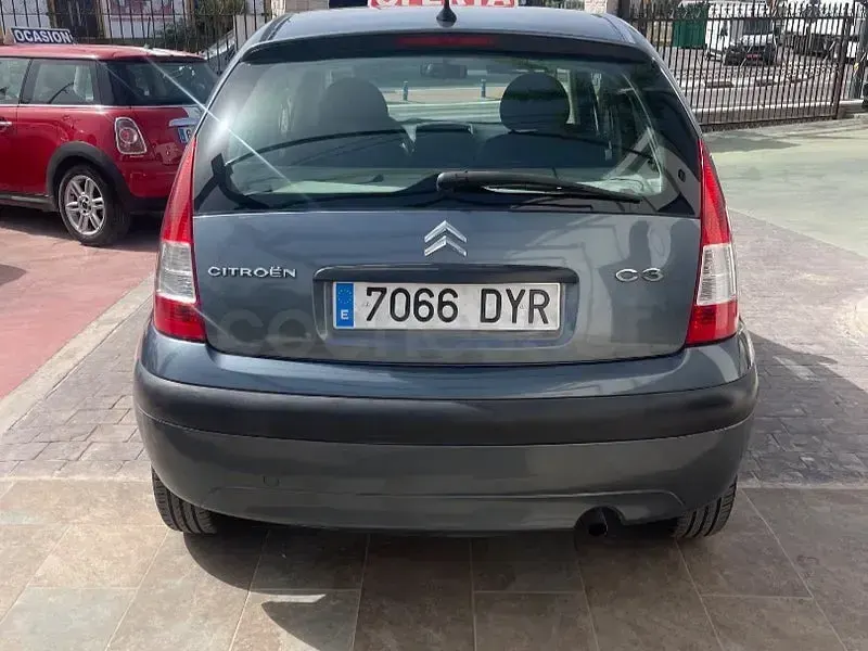 Usado Citroën C3 Furio 70 CV (51 kW) 2006 Gris / plata Berlina