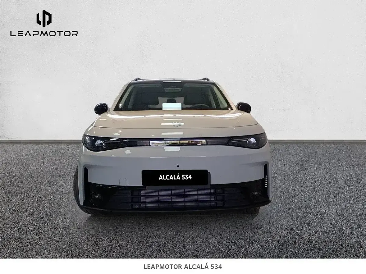 Nuevo Leapmotor C10 215 CV (158 kW) 2026 Gris SUV