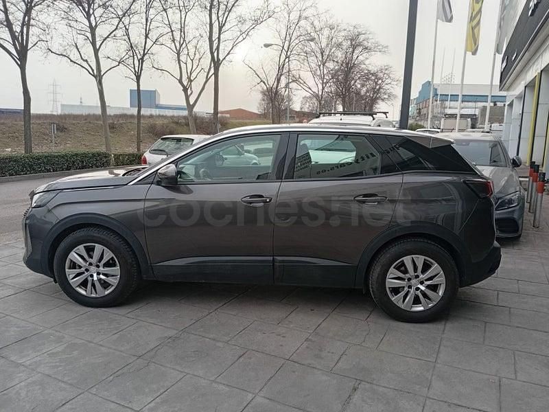 Usado Peugeot 3008 Active 131 CV (96 kW) 2021 Gris SUV