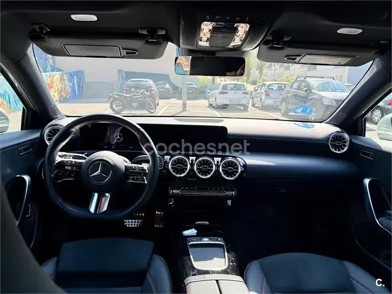 Usado Mercedes A250 218 CV (160 kW) 2023 Gris / plata Berlina