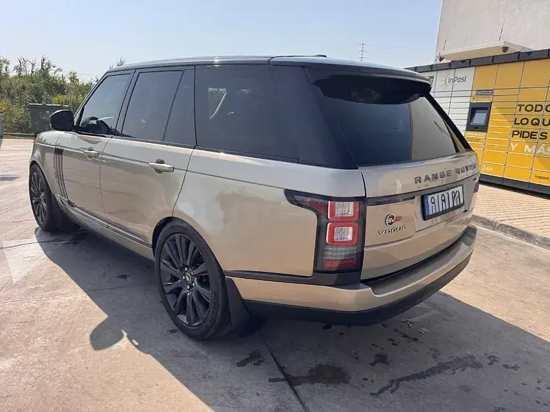 Usado Land Rover Range Rover Vogue 340 CV (250 kW) 2014 Beige SUV