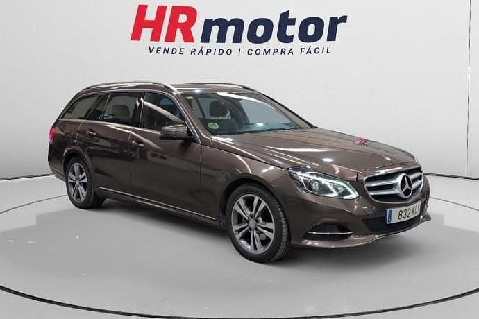 Usado Mercedes E220 170 CV (125 kW) 2014 Marrón Familiar