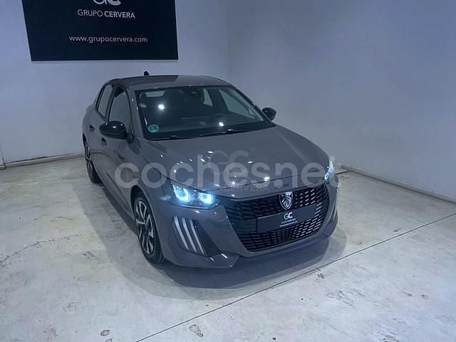 Usado Peugeot 208 Active 100 CV (73 kW) 2024 Gris / plata Utilitario
