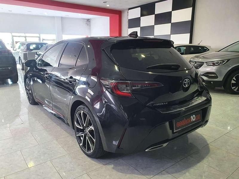 Usado Toyota Corolla Advance 179 CV (131 kW) 2019 Negro Utilitario