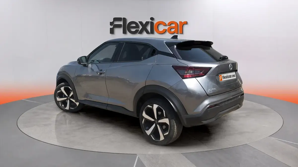 Usado Nissan Juke Tekna 117 CV (86 kW) 2020 Gris SUV