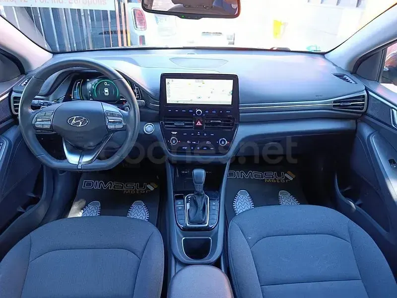 Usado Hyundai Ioniq 141 CV (103 kW) 2021 Gris / plata Utilitario