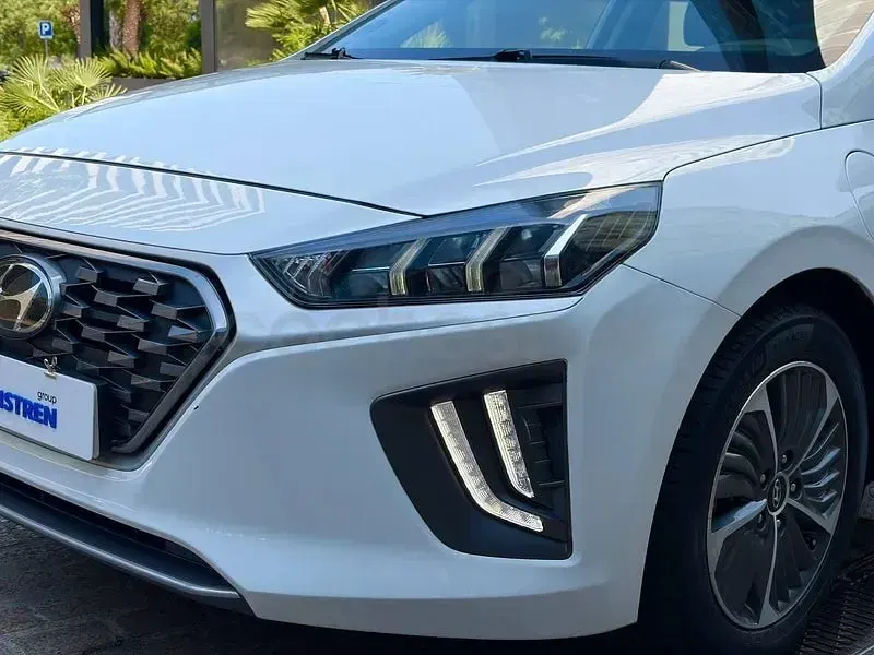 Usado Hyundai Ioniq 141 CV (103 kW) 2020 Blanco Utilitario