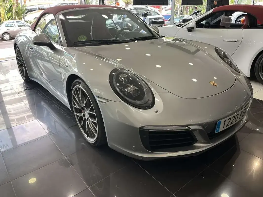 Usado Porsche 991 420 CV (308 kW) 2017 Plateado Descapotable