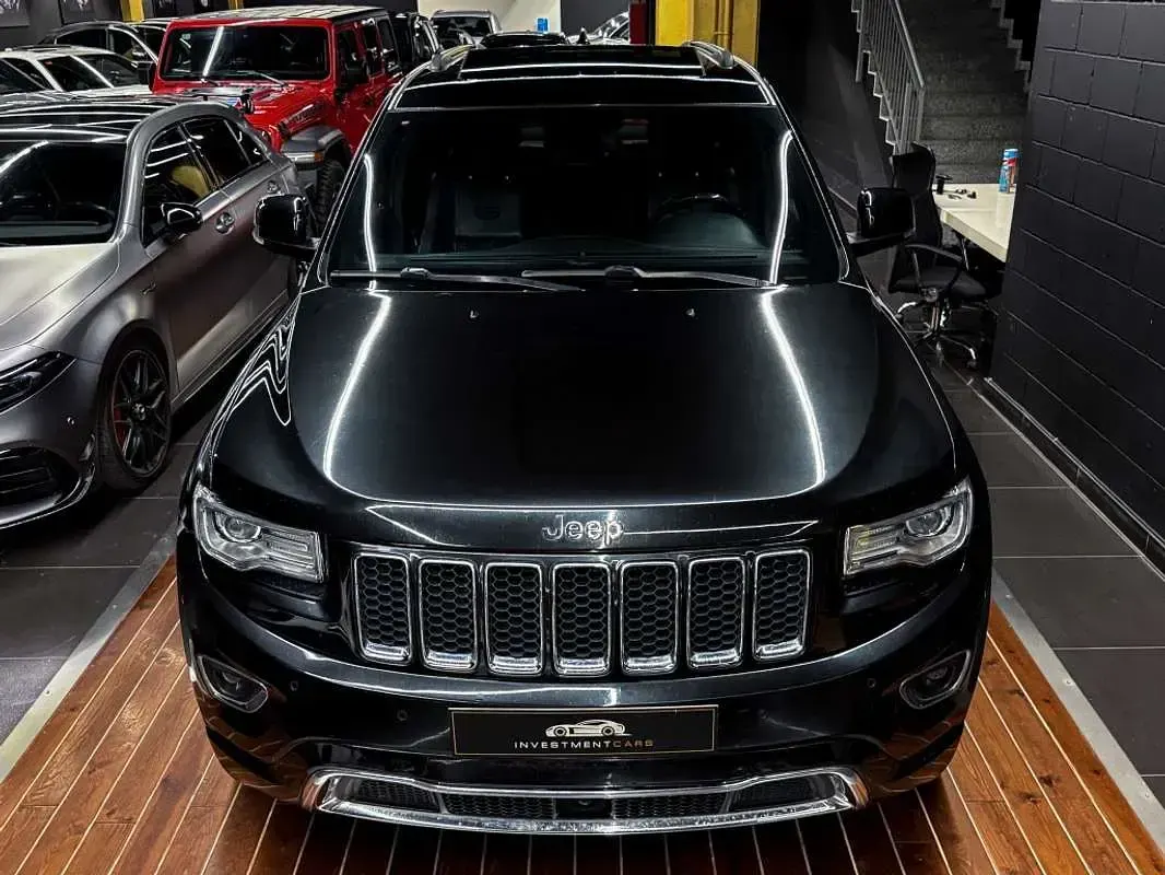 Usado Jeep Grand Cherokee Overland 250 CV (183 kW) 2014 Negro SUV