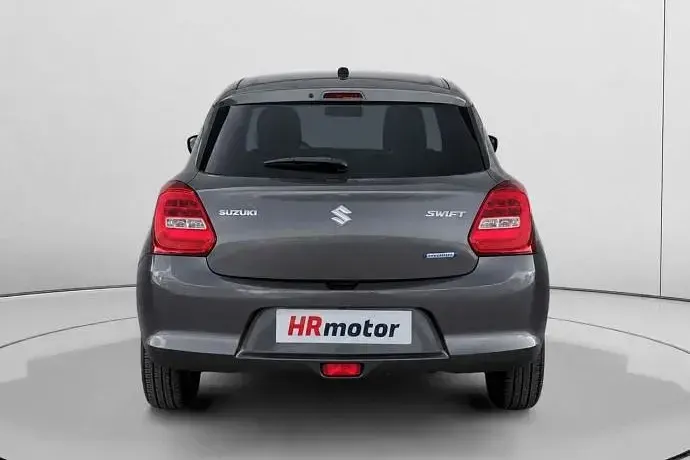 Usado Suzuki Swift 83 CV (61 kW) 2023 Utilitario