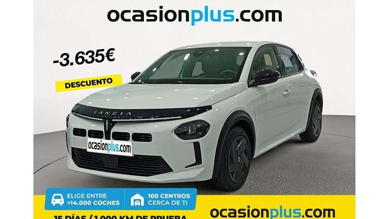 Blanco Nuevo 2025 Lancia Ypsilon Utilitario | 19.682 € (Precio justo) - Imagen 1/3