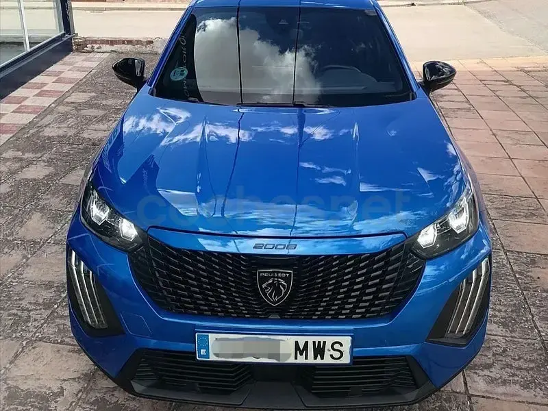 Usado Peugeot 2008 Style 100 CV (73 kW) 2025 Azul SUV