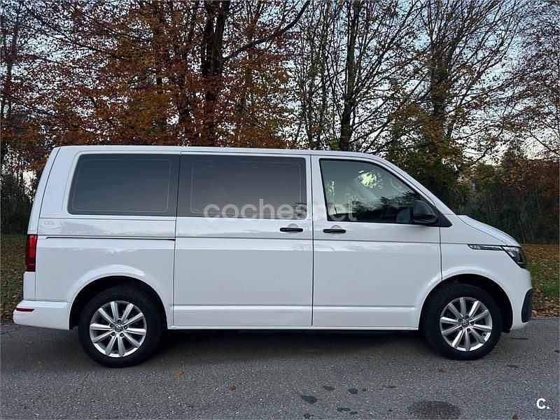 Usado VW Multivan 110 CV (80 kW) 2021 Blanco Monovolumen