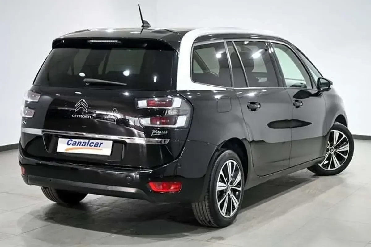 Usado Citroën C4 Feel 120 CV (88 kW) 2018 Negro Utilitario