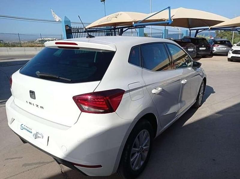 Usado Seat Ibiza XCELLENCE 110 CV (80 kW) 2021 Blanco Utilitario