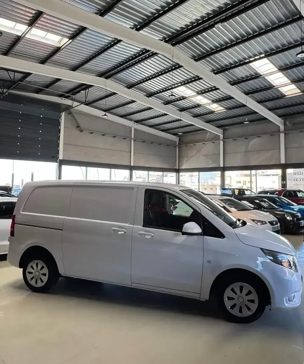 Usado Mercedes Vito 114 CV (83 kW) 2016 Blanco Van