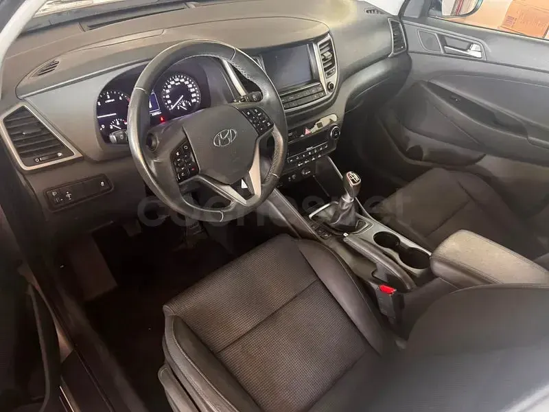 Usado Hyundai Tucson 115 CV (84 kW) 2016 Beige SUV