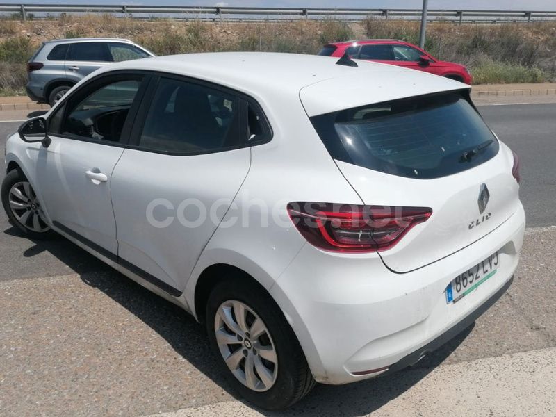 Usado Renault Clio V Business 91 CV (66 kW) 2022 Blanco Berlina