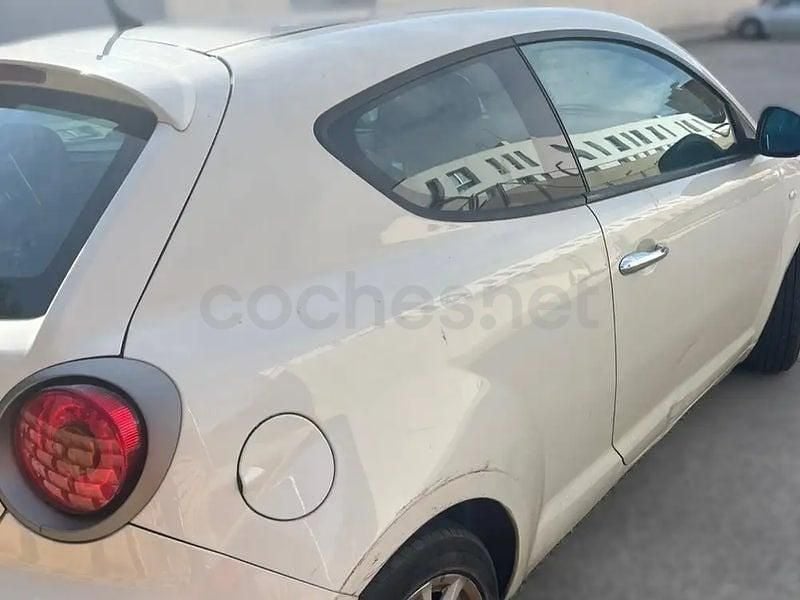 Usado Alfa Romeo GT Junior 78 CV (57 kW) 2009 Blanco Berlina