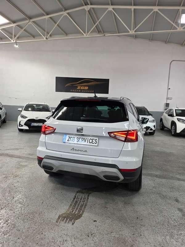 Usado Seat Arona FR 110 CV (80 kW) 2022 Blanco SUV