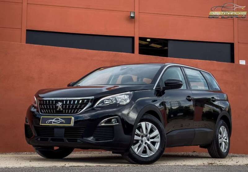 Negro Usado 2020 Peugeot 5008 Active Monovolumen | 16.900 € (Precio justo) - Imagen 1/4