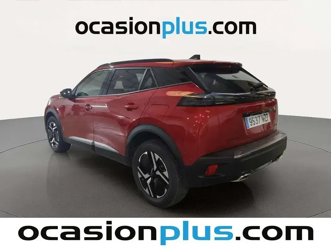 Usado Peugeot 2008 Allure 145 CV (106 kW) 2025 Rojo SUV