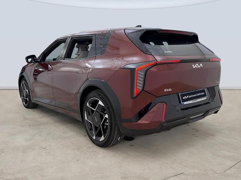 Usado Kia EV3 GT-Line 150 kW (204 CV) 2025 Rojo SUV