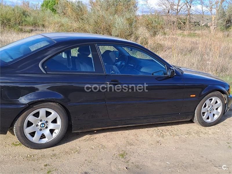 Usado BMW 320 150 CV (110 kW) 2001 Negro Coupe