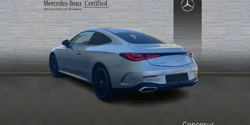 Usado Mercedes CLE220 197 CV (144 kW) 2025 Plateado Coupe
