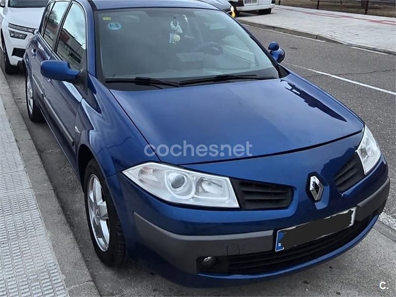 Usado Renault Mégane II Authentique 100 CV (73 kW) 2007 Azul Berlina